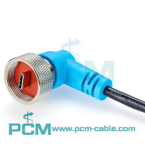 USB-C vodootporni kabl pod pravim uglom